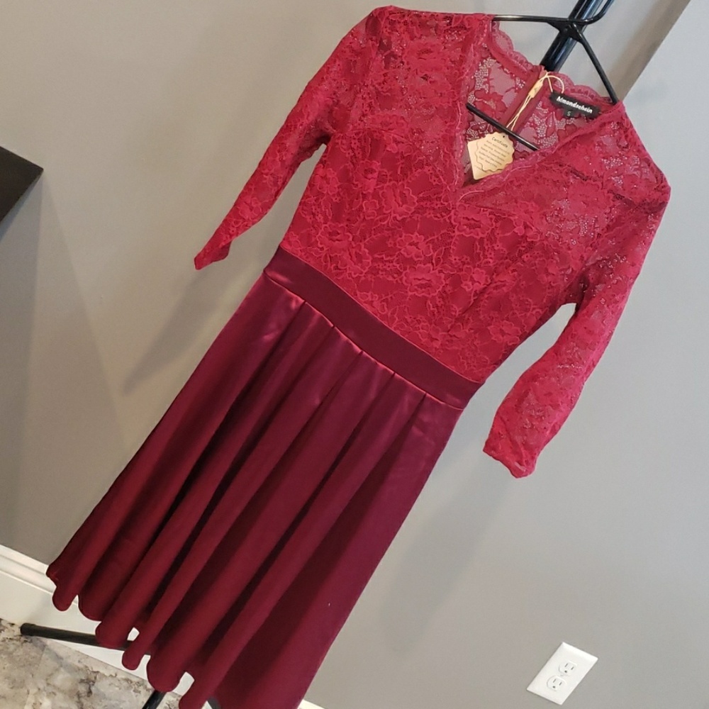 Dress, size S, burgundy. New with tags. Lace top.